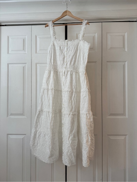 Gap x DOEN Dresses & Skirts - GAP White Eyelet Maxi Dress
